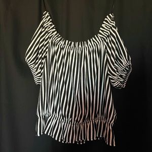 Off the shoulder Crop Top